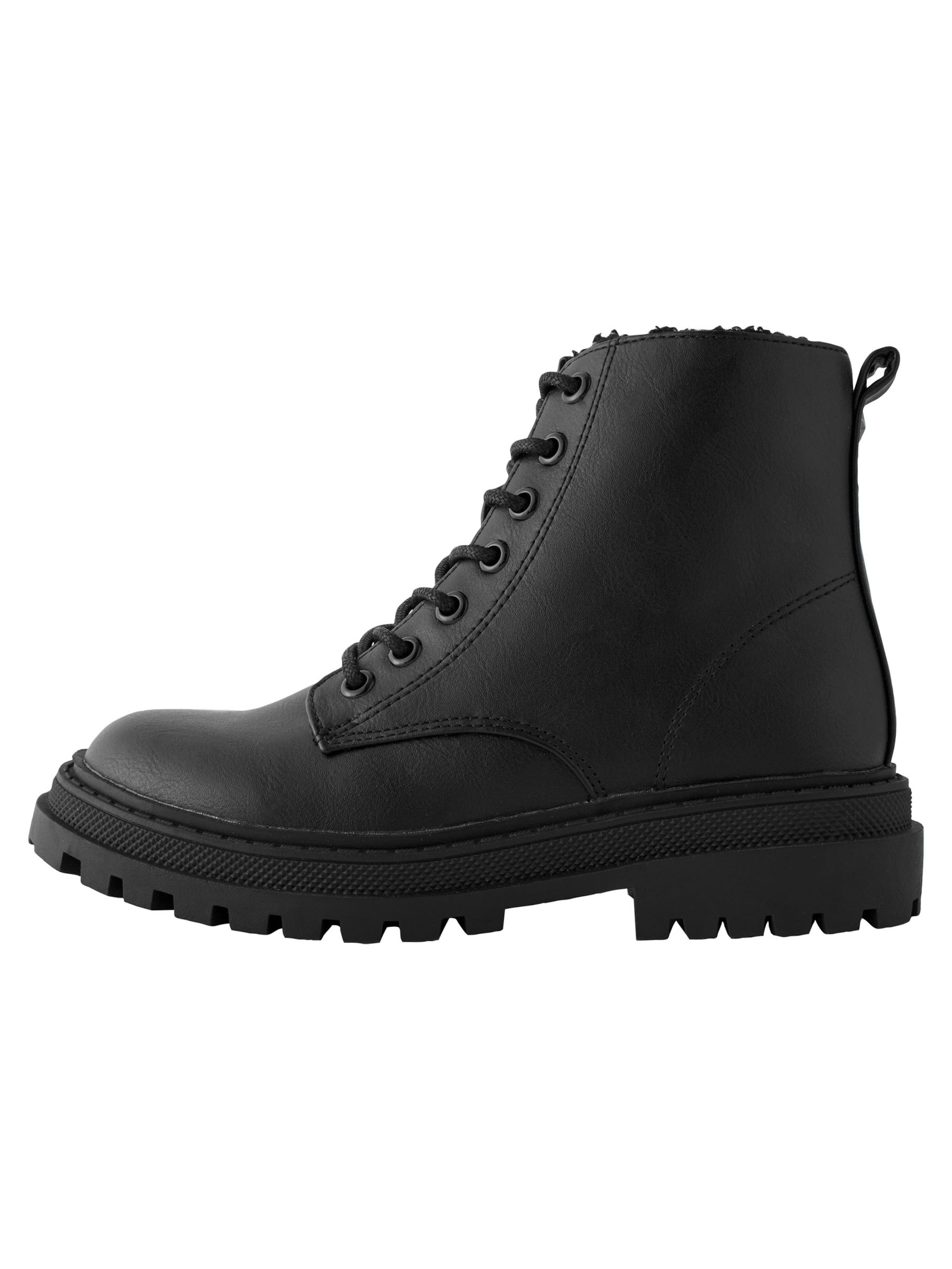 Next Boot in Black: front