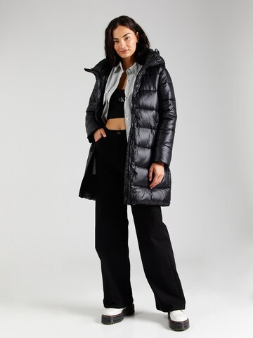 Manteau d’hiver Calvin Klein Jeans en noir