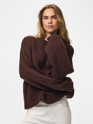 PIECES Sweater 'PCDORTHEA' in Brown: front
