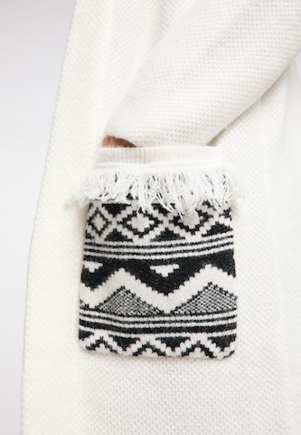 IZIA Плетена жилетка 'Lomasi' в бяло