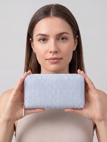 MILLYMILK® Wallet 'FONDO LARGE' in Blue: front