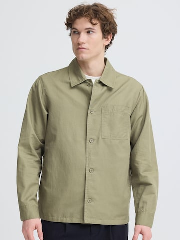 Casual Friday Tussenjas ' CFLinds ' in Bruin: voorkant