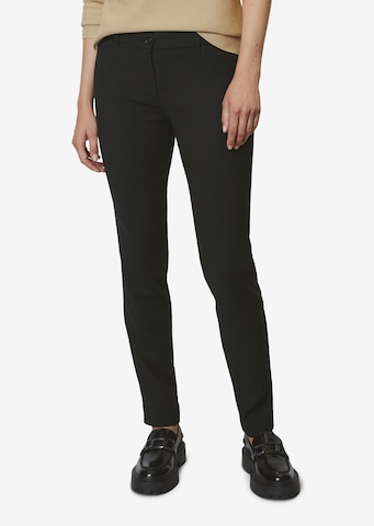 Coupe slim Pantalon 'Tiva' Marc O'Polo en noir : devant