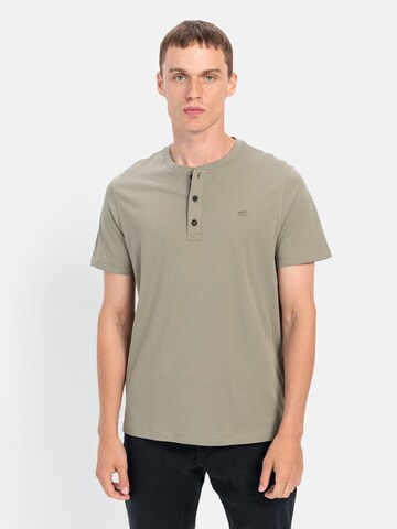 CAMEL ACTIVE Kurzarm Henley in Khaki ABOUT YOU