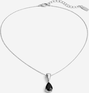 Pure Schmuck Kette 'Royal Drop Halskette Silber | Bridgerton' in Schwarz: Vorderseite