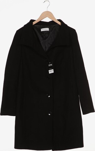 Marie Lund Jacket & Coat in XXXL in Black: front
