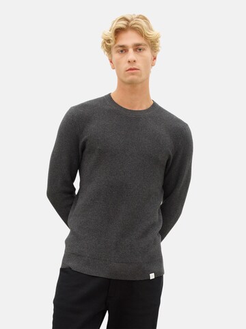 NOWADAYS Pullover in Grau: Vorderseite