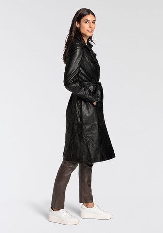 Gipsy Between-Seasons Coat in Black