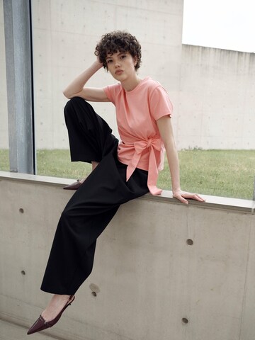 I want the moon Shirt 'ELEVATE_ Zoe' in Orange