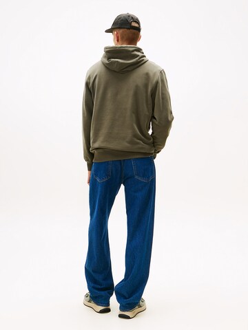 Tommy Jeans Sweatshirt in Green