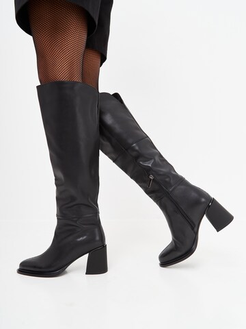 CESARE GASPARI Boots in Black