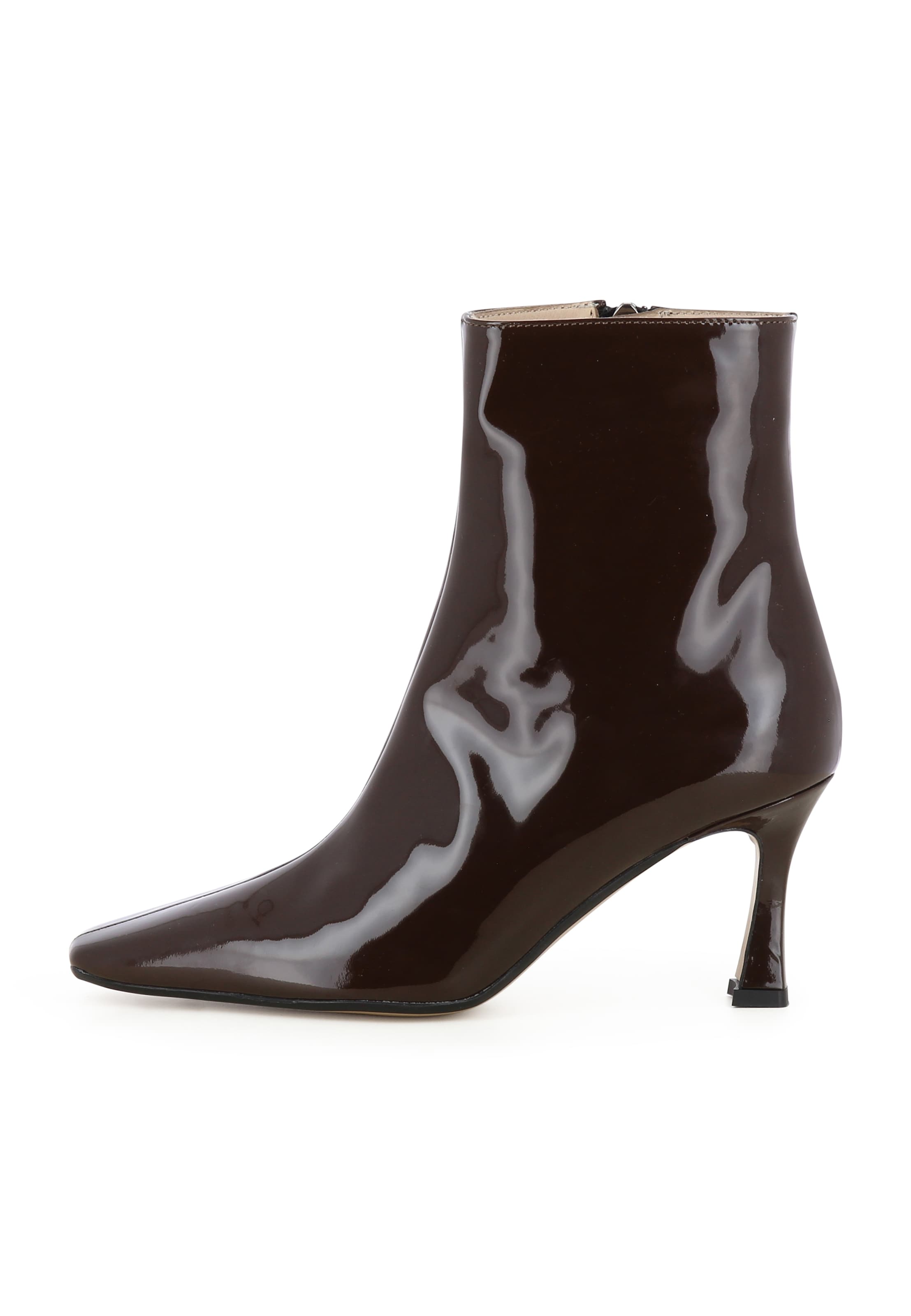 EVITA Bootie 'CARMELA' in Brown: front