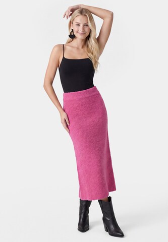IZIA Rok in Roze