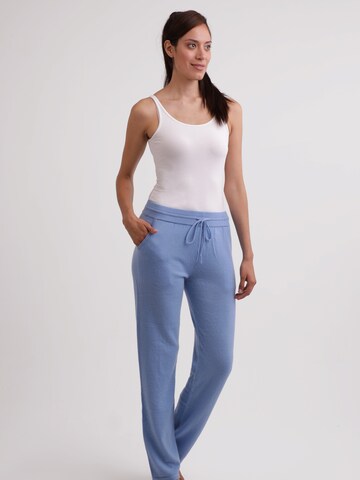 regular Pantaloni di CASH-MERE.CH in blu