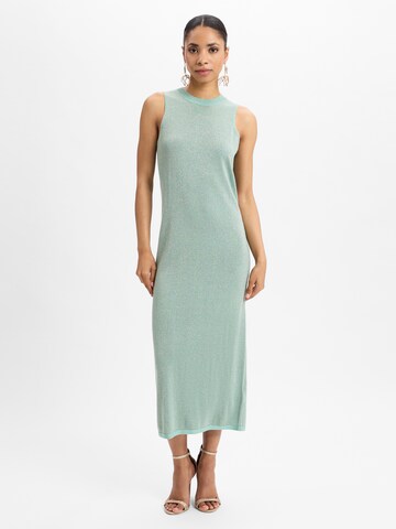 Marie Lund Dress in Green: front