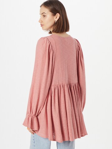 Free People Bluse 'DONT CALL ME BABY' in Pink