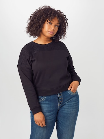 Urban Classics Sweatshirt in Black: front