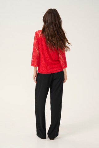 Cream Bluse 'Kit' i rød