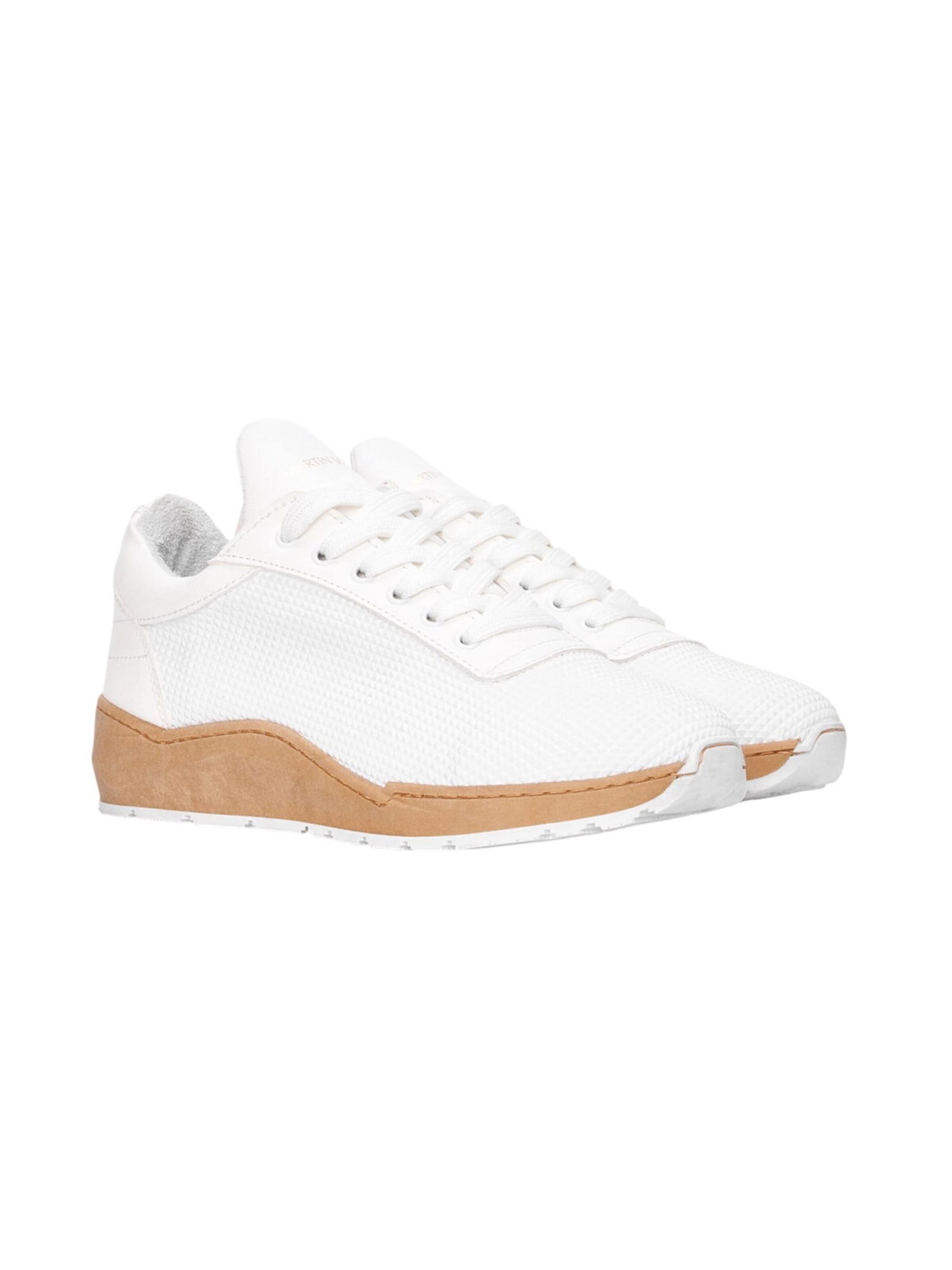 MARTIN VALEN Athletic Shoes in White: front