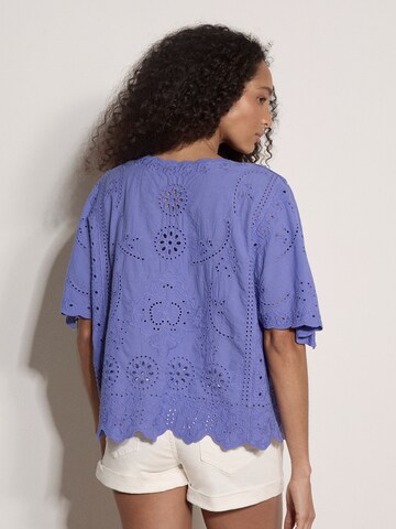 Apricot Blouse ' ' in Purple