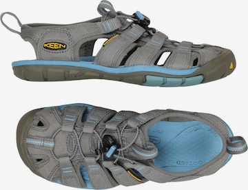 KEEN Sandalen 35,5 in Grau: Vorderseite