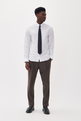 Coupe regular Chemise 'Trostol' Matinique en blanc