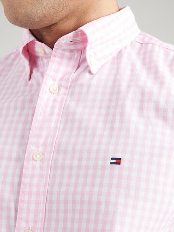 TOMMY HILFIGER - Ajuste regular Camisa 'FLEX' en rosa