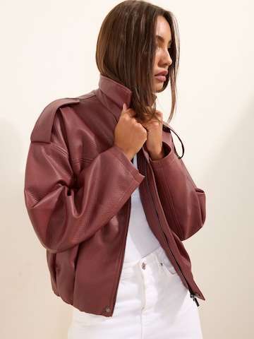 Veste mi-saison Friends Like These en rouge