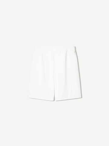 Loosefit Pantaloni di Bershka in bianco