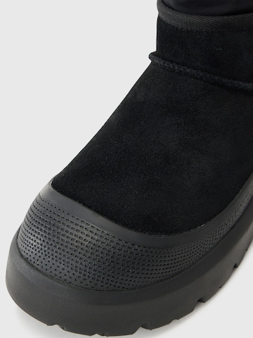 Boots 'Cl Ultra Mini Weather Hybrid' di UGG in nero