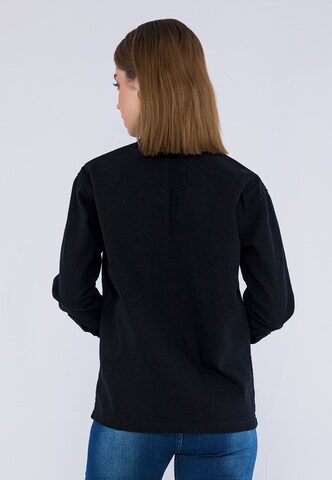 Basics and More Blouse ' Amirah ' in Black