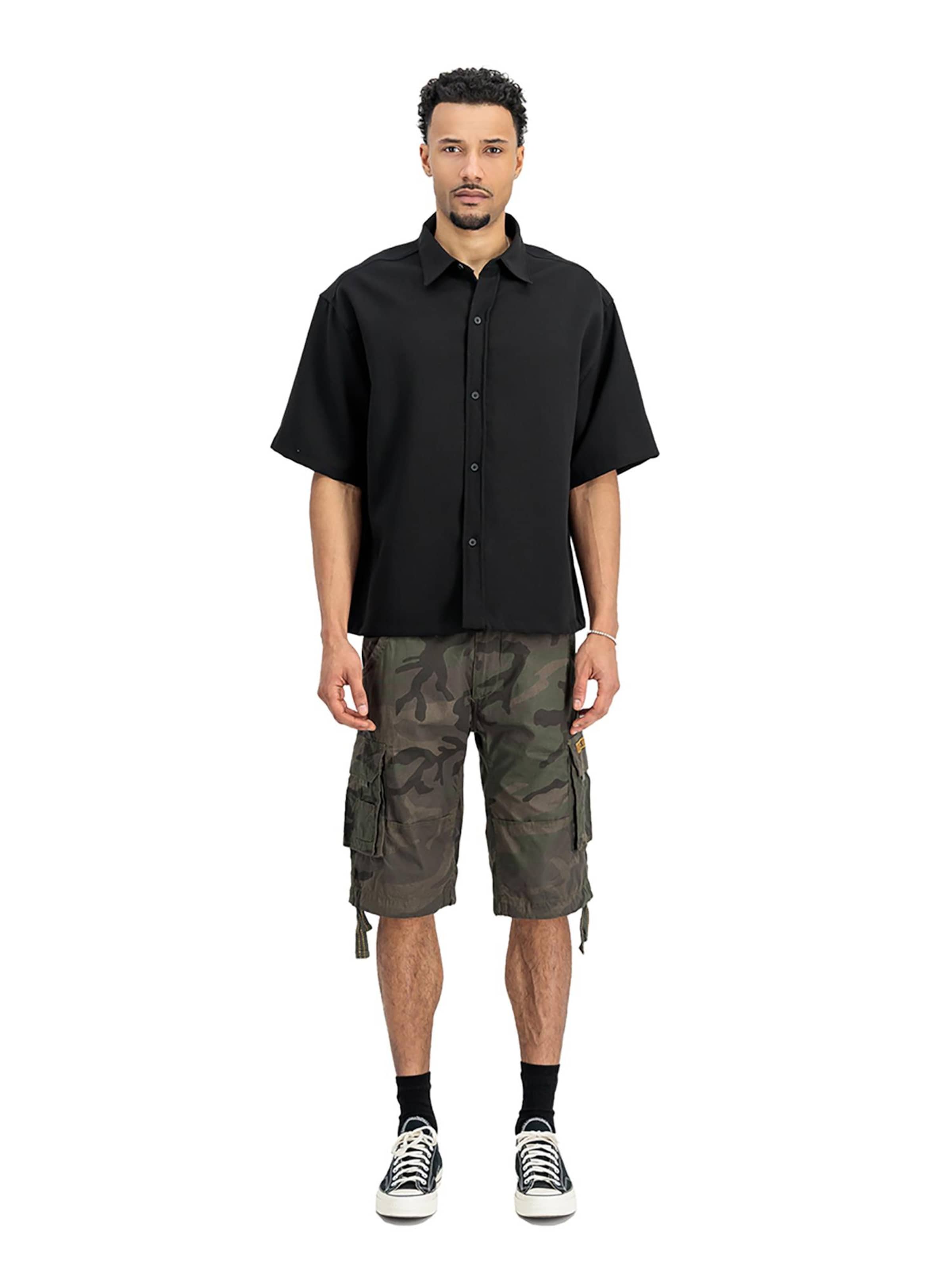 žalia ALPHA INDUSTRIES Standartinis Laisvo stiliaus kelnės 'Jet'