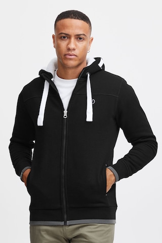 !Solid Zip-Up Hoodie 'BenjaminZip Pile' in Black: front