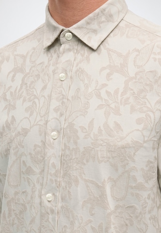 Coupe regular Chemise Lindbergh en beige