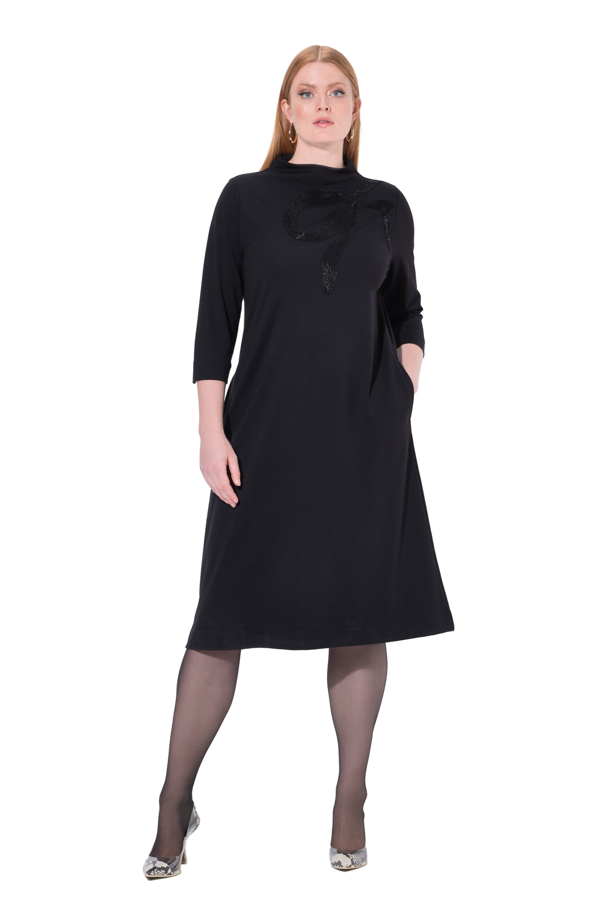 Robe Ulla Popken en noir : devant