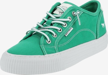 Baskets basses MUSTANG en vert : devant