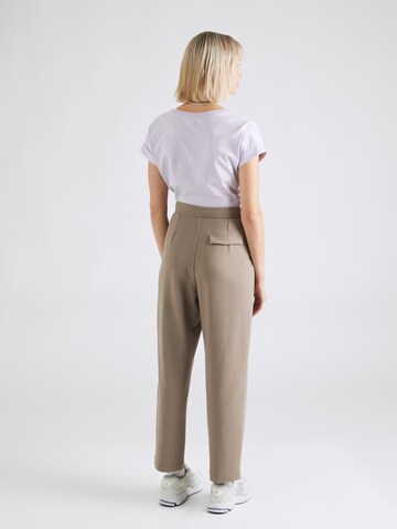 ARMEDANGELS Regular Pleat-front trousers in Beige