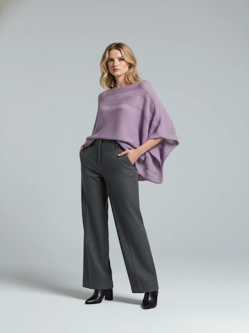 No Matter What Cape in Lila: Vorderseite