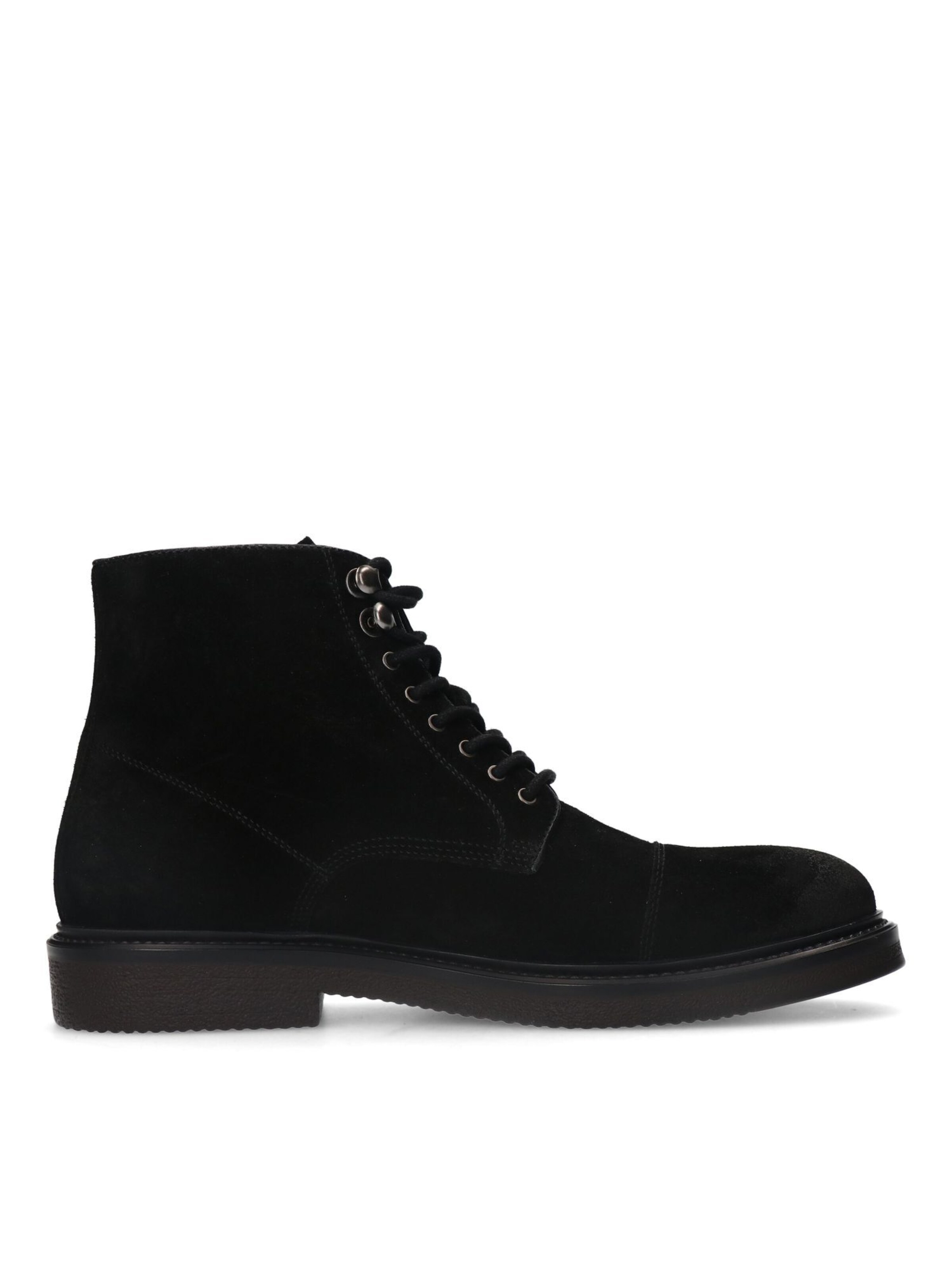MANFIELD Lace-Up Boots in Black