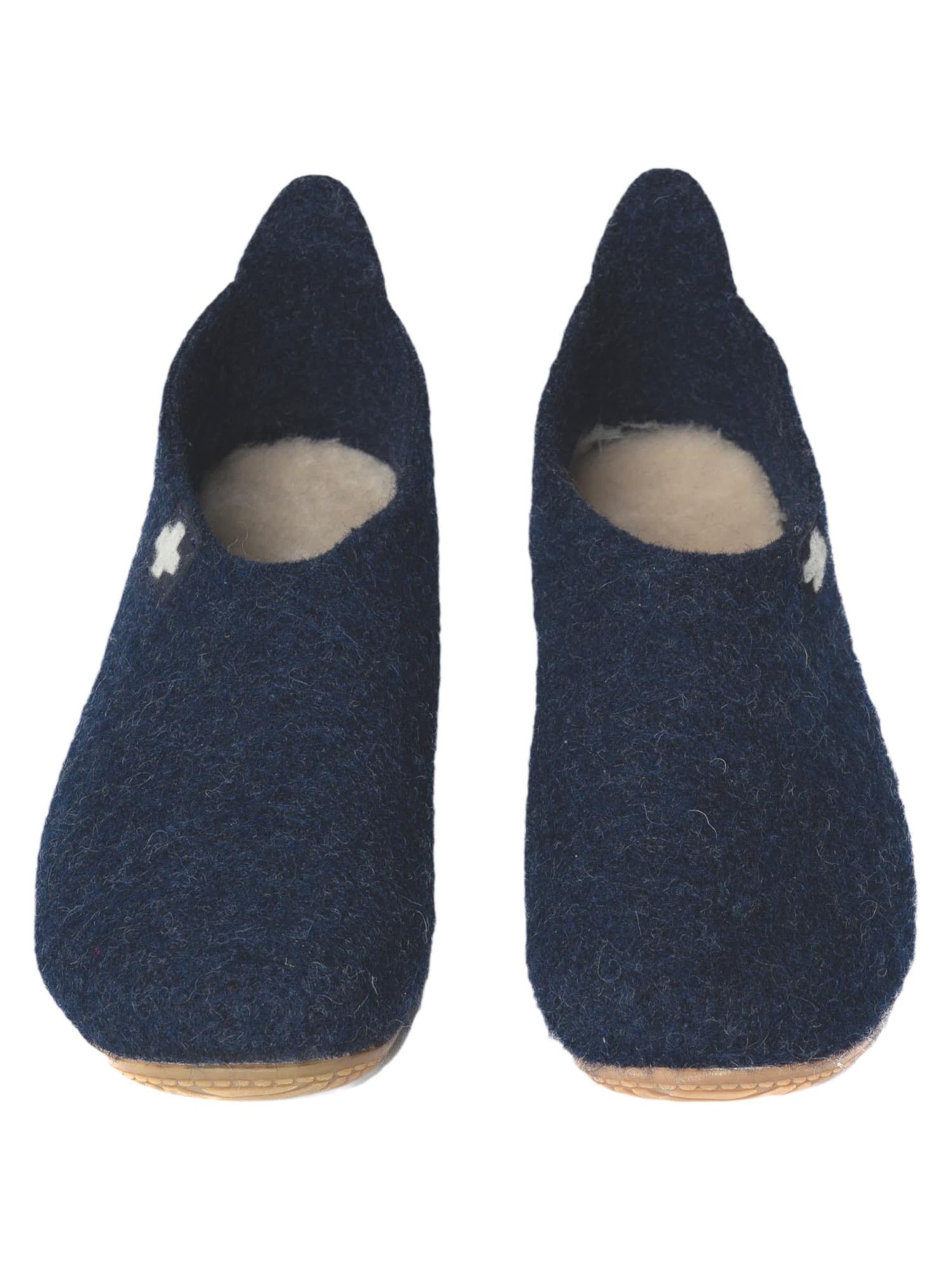 Living Kitzbühel Slippers in Blue