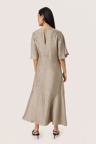 SOAKED IN LUXURY Jurk 'SLLaurie Emmy' in Beige