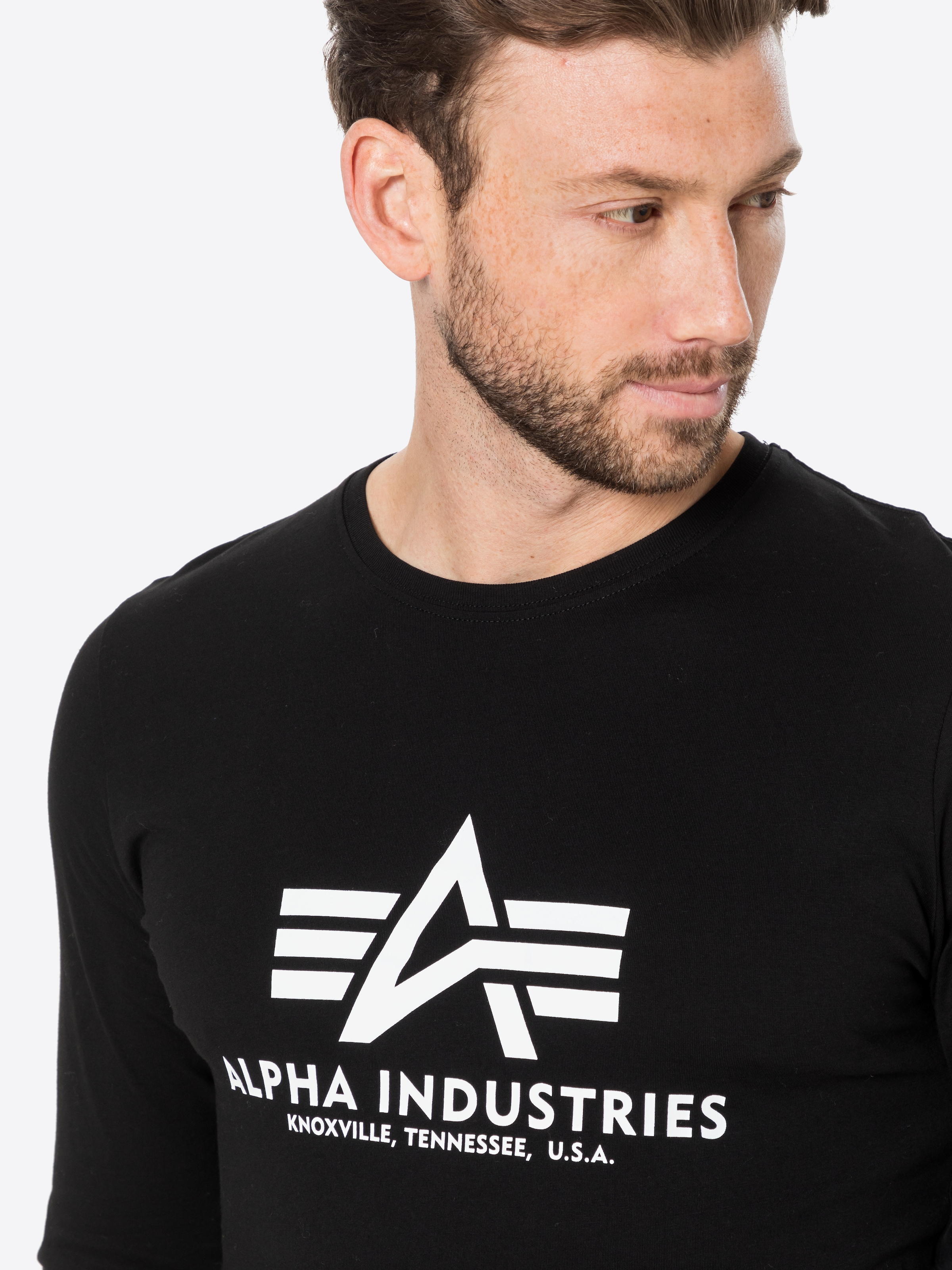 Männer Große Größen ALPHA INDUSTRIES Shirt in Schwarz - EU01867