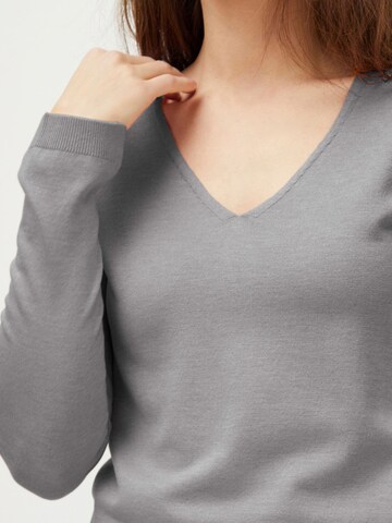 PULZ Jeans Pullover ' SARA ' in Grau