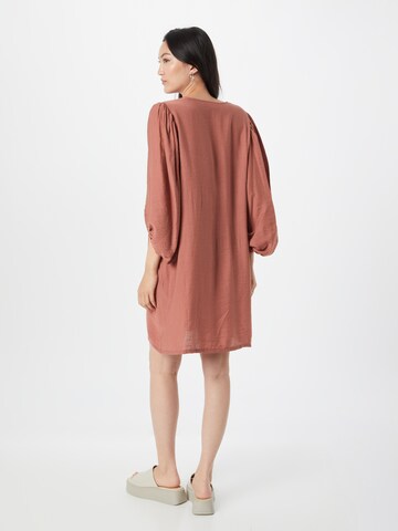 minimum Kleit 'Structuria', värv pruun