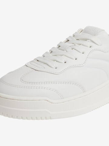 Baskets basses NEWD.Tamaris en blanc