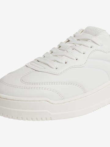 NEWD.Tamaris Sneaker in Weiß