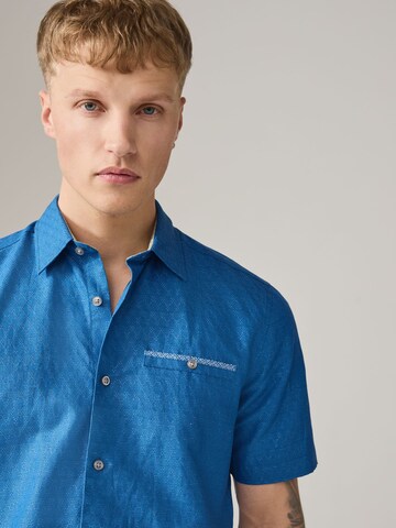 Coupe slim Chemise Next en bleu