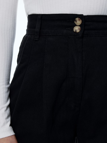 EDITED - Perna larga Calças de ganga de pregas 'Ellis' em preto
