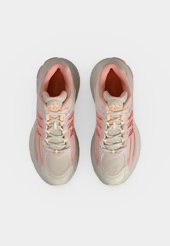 ADIDAS ORIGINALS Низкие кроссовки 'ADISTAR 2.0' в Белый