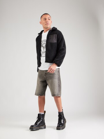 Carlo Colucci Särk, värv valge